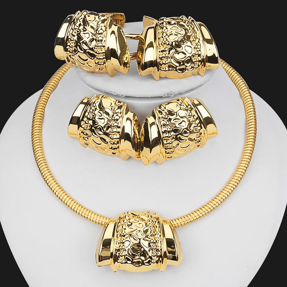 African Women Gold Jewelry Set