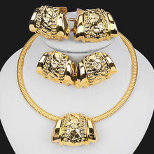 Load image into Gallery viewer, African Women Gold Jewelry Set