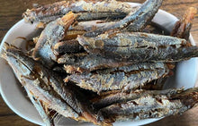 Load image into Gallery viewer, Dried Smoked Anchovies/ Herrings / Amane / from Ghana,/ 4 oz