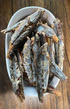 Load image into Gallery viewer, Dried Smoked Anchovies/ Herrings / Amane / from Ghana,/ 4 oz