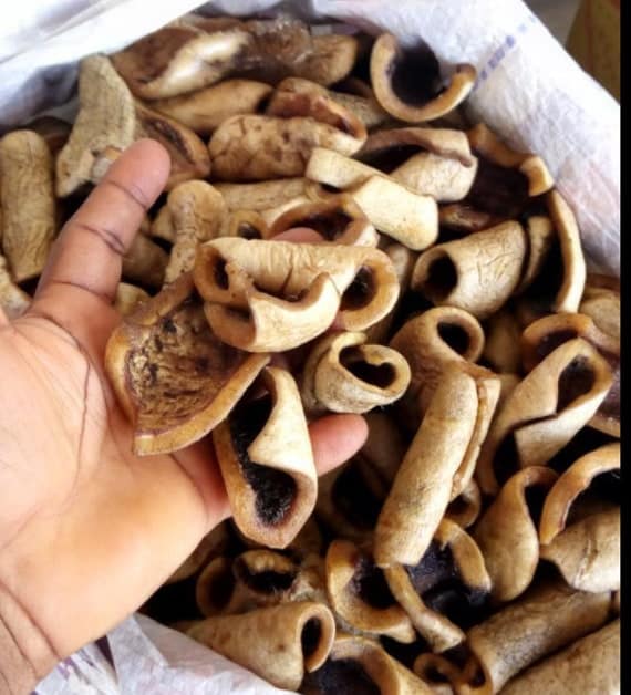 Dried Pomo