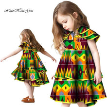 Load image into Gallery viewer, Baby Girls Print Dress